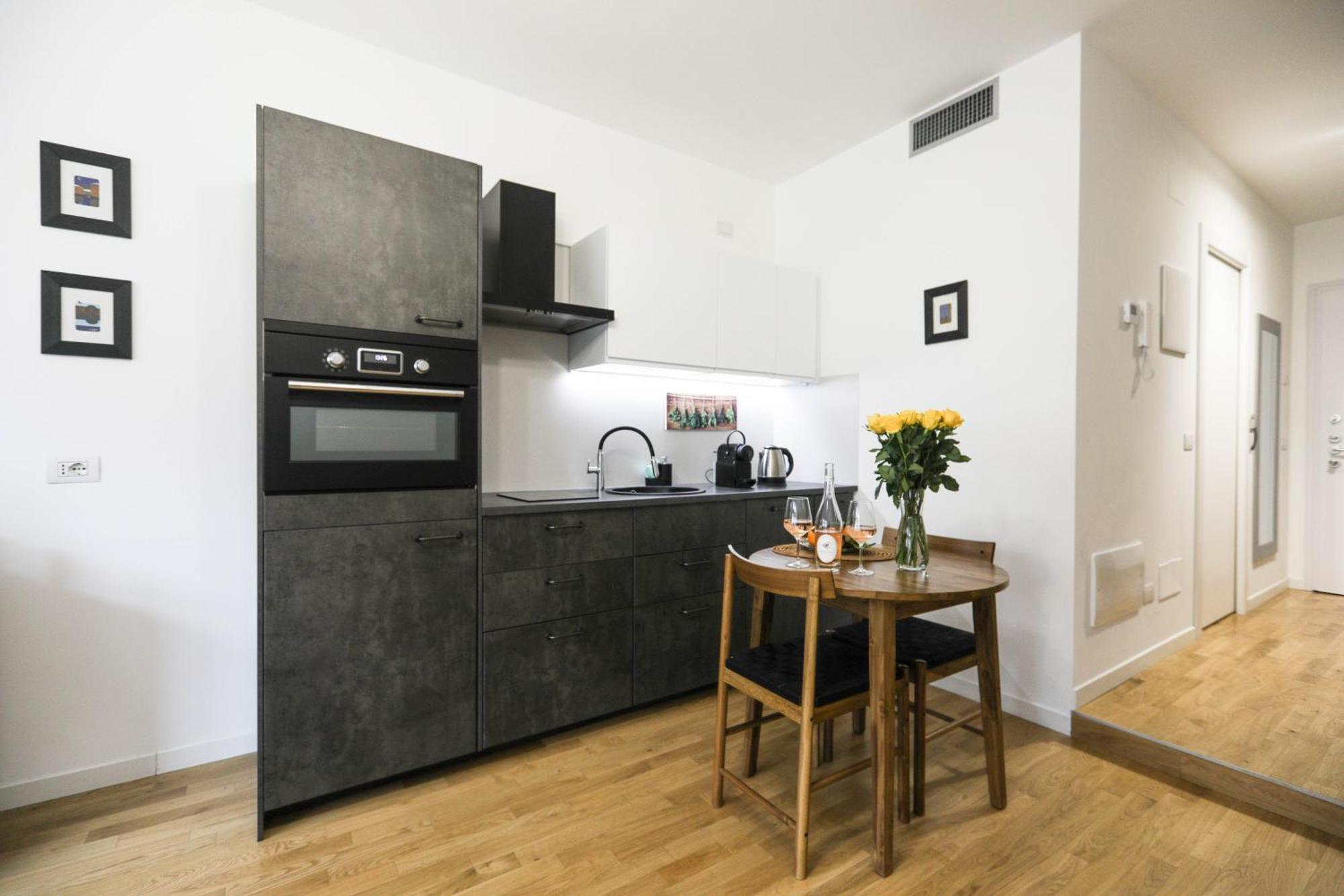 Moderno Centro Milano, Metro Loreto Appartement